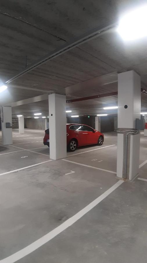 Uusi Upea Asunto Jaervinaekoealalla Ja Autohallilla Tampere Zewnętrze zdjęcie